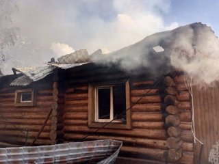 На базе отдыха в Башкирии произошел пожар