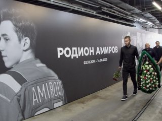 Стяг Амирова поднимут перед началом первой домашней игры «Салавата Юлаева»