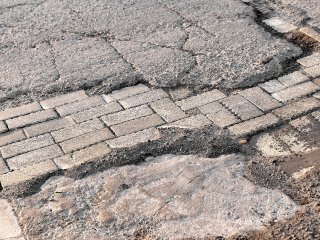 В Уфе отремонтируют 15 км проблемных участков дороги Шакша-Базилевка-Карпово