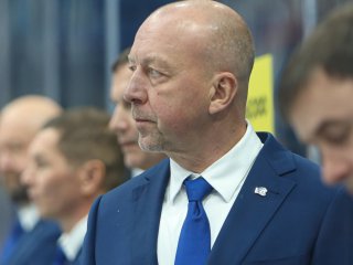 Андрей Скабелка покинул пост главного тренера «Барыса». Известно, кто будет исполняющим обязанности 