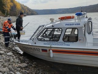 В Башкирии спасли 28-летнего рыбака, у которого возникли проблемы с лодкой