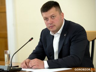 «Отвратительно отработали»: Ратмир Мавлиев раскритиковал чиновников из-за вырубки деревьев в центре Уфы
