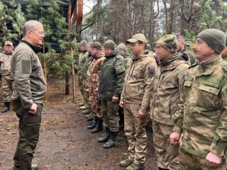 Радий Хабиров навестил бойцов полка «Башкортостан»