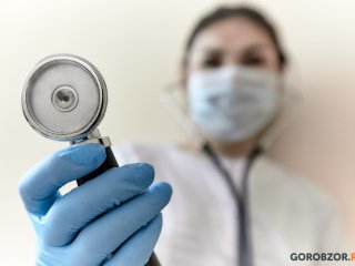 Радий Хабиров возмутился нехваткой медсестер и врачей в школах Башкирии
