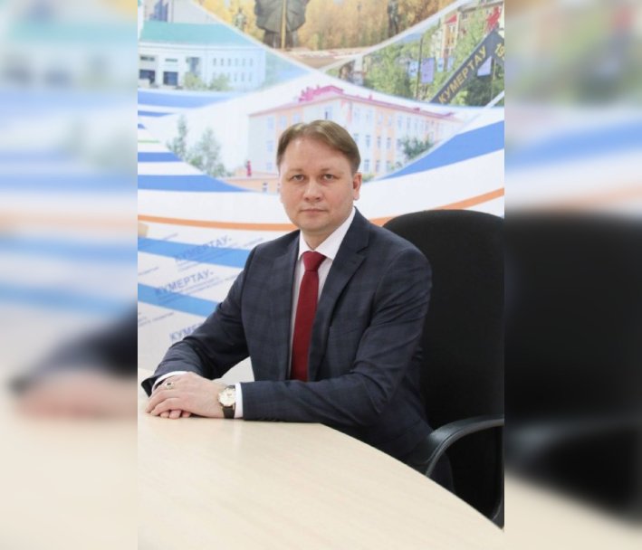 В Башкирии мэр Кумертау Олег Фролов покинул свой пост В Башкирии мэр Кумертау Олег Фролов покинул свой пост