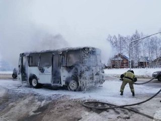 В Башкирии сгорел пассажирский автобус