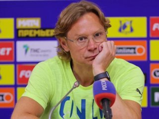 Карпин: «Надо быть дебилом, чтобы играть в такую погоду. Это убийство футбола»