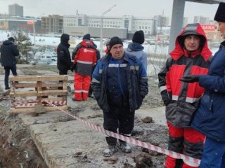 Уфаводоканал возместит ущерб после затопления стоянки канализацией