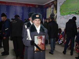 В Башкирии простились с добровольцем Сергеем Шагиевым