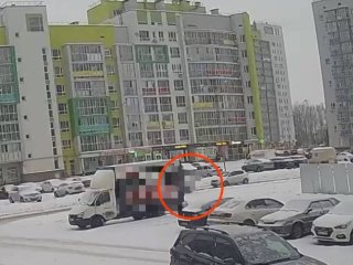 В Уфе 30-летний водитель сбил девушку на переходе