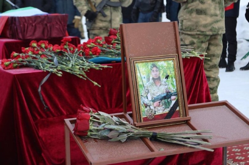 «Остался верным своей присяге»: в Башкирии простились с погибшим в СВО рядовым Ильгизом Ергизовым «Остался верным своей присяге»: в Башкирии простились с погибшим в СВО рядовым Ильгизом Ергизовым