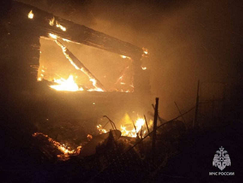 Отец и сын попали в реанимацию после пожара в Башкирии Отец и сын попали в реанимацию после пожара в Башкирии