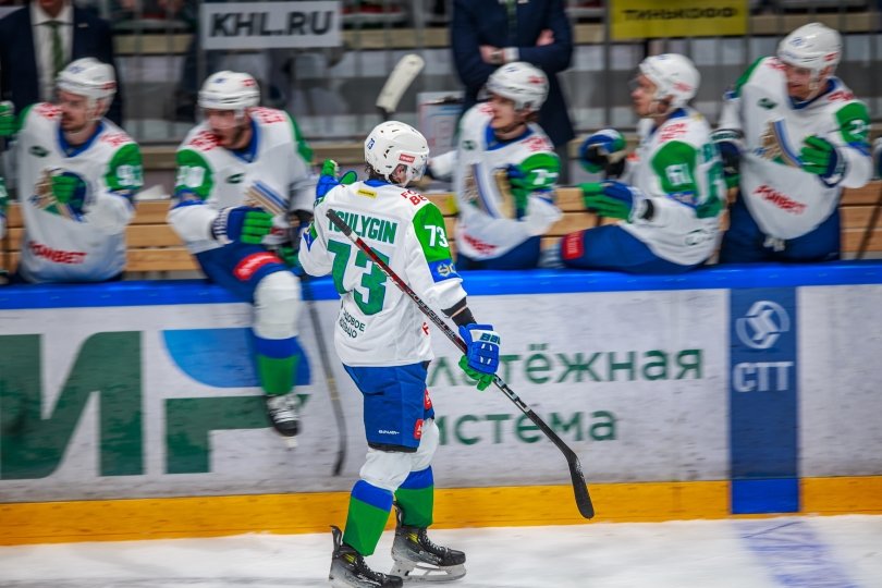 «Салават Юлаев» в овертайме уступил «Адмиралу» «Салават Юлаев» в овертайме уступил «Адмиралу»