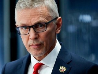 «Торпедо» продлило контракт с Ларионовым на три года