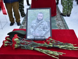 «Был заботливым сыном»: в Башкирии простились с 28-летним рядовым Ильфиром Фаузетдиновым