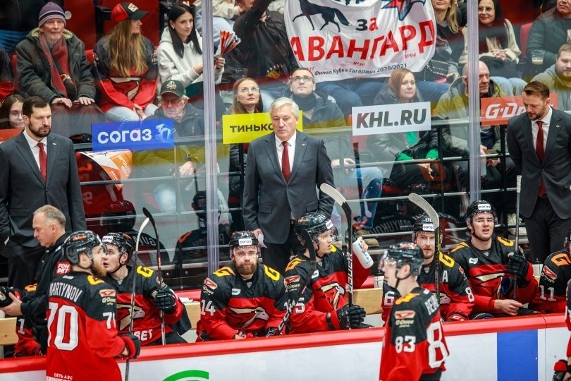 Кравец назвал причины разгромного поражения от «Салавата Юлаева» Кравец назвал причины разгромного поражения от «Салавата Юлаева»
