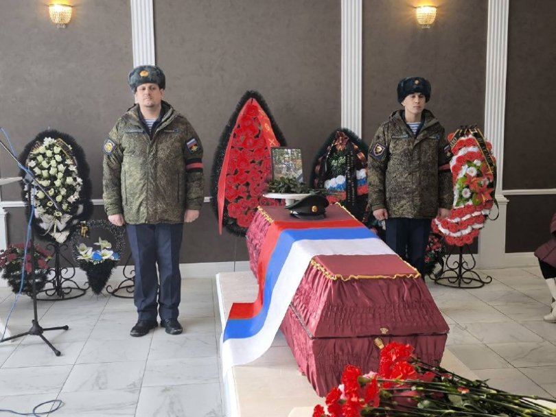 «Пал смертью храбрых»: в Уфе простились с погибшим в СВО ефрейтором Василием Михайловым «Пал смертью храбрых»: в Уфе простились с погибшим в СВО ефрейтором Василием Михайловым