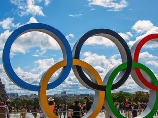 Путин поручил министерству спорта РФ и ОКР дать предложения по участию россиян на Олимпиаде