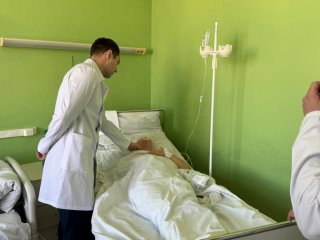 Санавиация доставила в Уфу всех пострадавших в ДТП на железнодорожном переезде