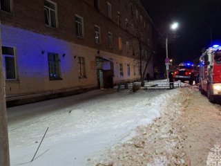 В Башкирии из-за пожара в квартире эвакуировали 30 человек, один пострадал