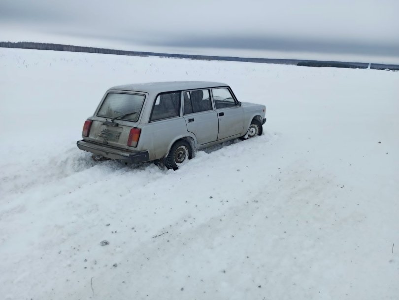 «Водителю стало плохо»: в Башкирии легковушка опрокинулась в кювет «Водителю стало плохо»: в Башкирии легковушка опрокинулась в кювет