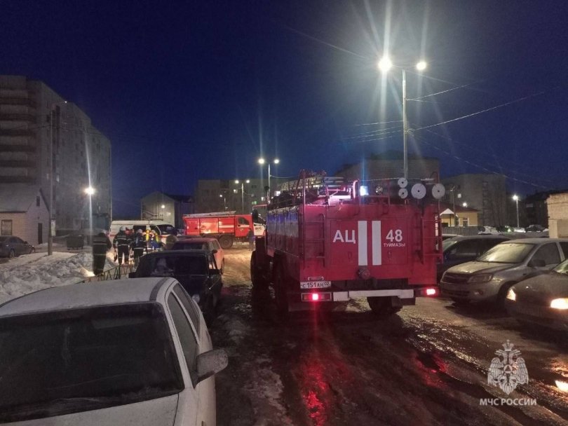 28 человек спасли при пожаре в многоэтажке в Башкирии 28 человек спасли при пожаре в многоэтажке в Башкирии