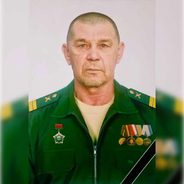В Башкирии простились с Фанилем Саитбатталовым, погибшим на Донбассе В Башкирии простились с Фанилем Саитбатталовым, погибшим на Донбассе