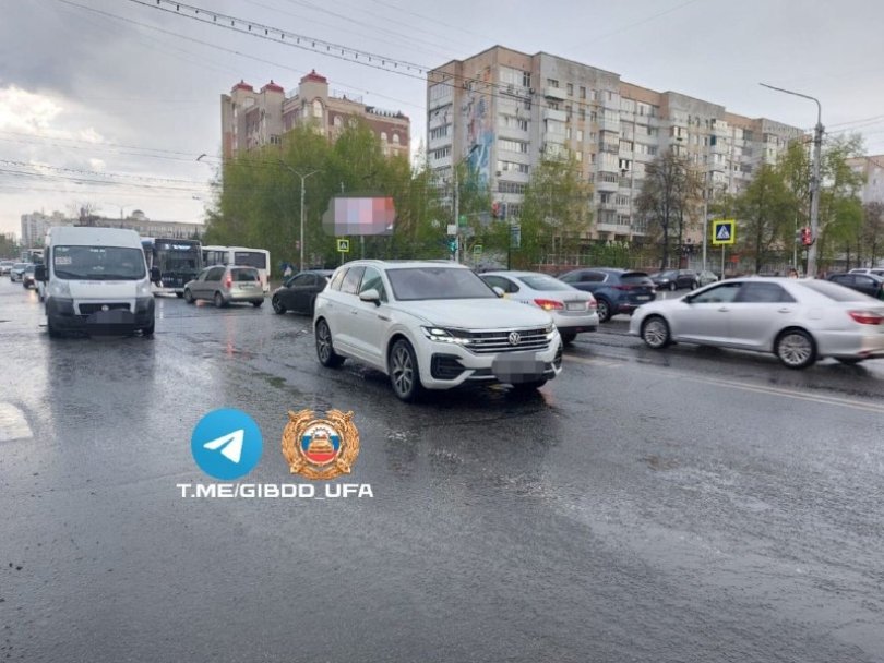 В центре Уфы 53-летний водитель сбил женщину на пешеходном переходе В центре Уфы 53-летний водитель сбил женщину на пешеходном переходе