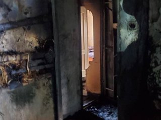 В Уфе при пожаре в многоэтажке эвакуировали более 50 человек