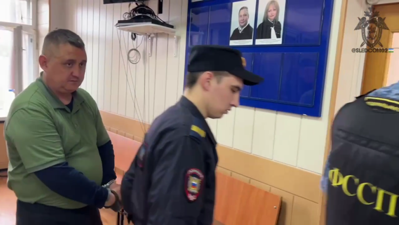 В Уфе арестовали бизнесмена и его знакомого, которые избили компанию подростков В Уфе арестовали бизнесмена и его знакомого, которые избили компанию подростков