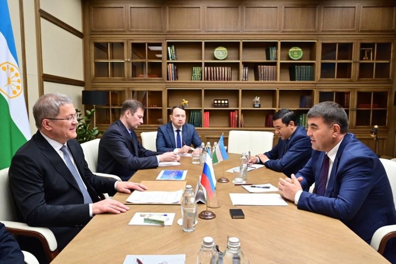 Глава Башкирии провел встречу с хокимом Наманганской области Глава Башкирии провел встречу с хокимом Наманганской области