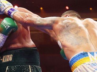 Усик победил Фьюри и стал абсолютным чемпионом мира, нанеся британцу первое поражение в карьере