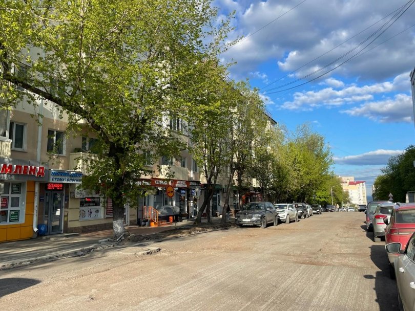 В Уфе для вырубки деревьев закроют движение на улице Кольской В Уфе для вырубки деревьев закроют движение на улице Кольской