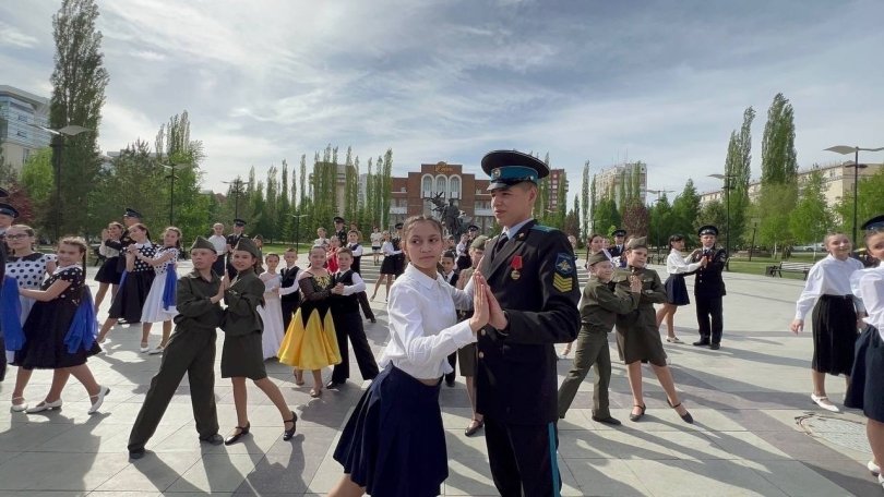 В Уфе из-за сильного ветра перенесли мероприятия, посвященные 79-ой годовщине Победы в Великой Отечественной войне В Уфе из-за сильного ветра перенесли мероприятия, посвященные 79-ой годовщине Победы в Великой Отечественной войне