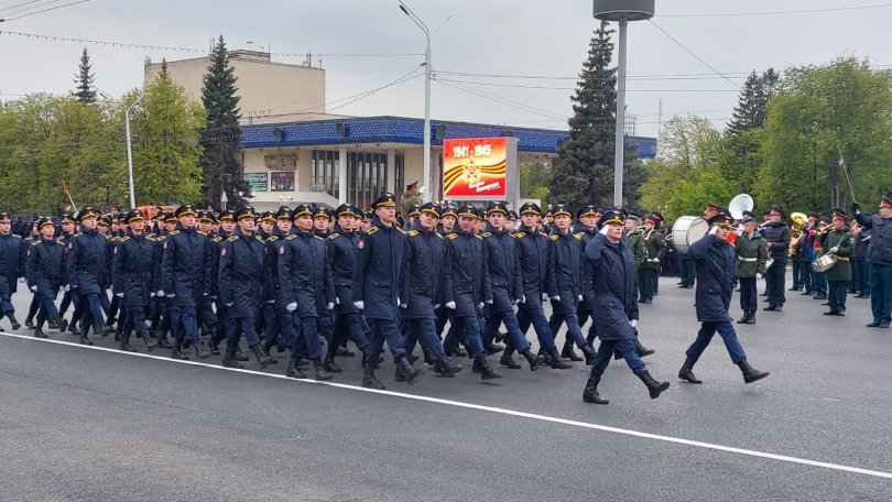 В Уфе в параде Победы примут участие 1500 человек и 16 единиц техники В Уфе в параде Победы примут участие 1500 человек и 16 единиц техники