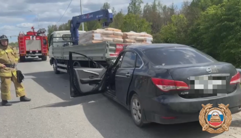 В Уфе водитель автомобиля получил травмы головы после столкновения с грузовиком В Уфе водитель автомобиля получил травмы головы после столкновения с грузовиком