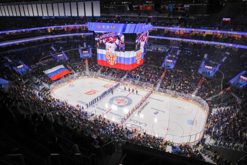 На «СКА Арене» произошел пожар, повреждена поверхность стадиона На «СКА Арене» произошел пожар, повреждена поверхность стадиона