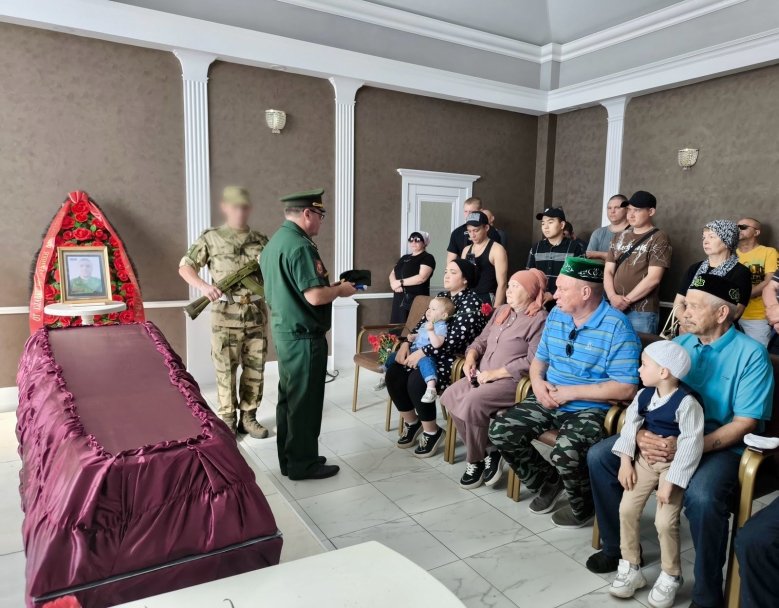 В Уфе простились с погибшим в СВО 31-летним Романом Мамаевым В Уфе простились с погибшим в СВО 31-летним Романом Мамаевым