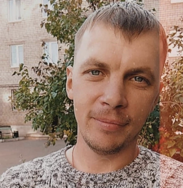 В Уфе объявили в розыск 38-летнего мужчину, задолжавшего своим детям около 1,4 млн рублей В Уфе объявили в розыск 38-летнего мужчину, задолжавшего своим детям около 1,4 млн рублей