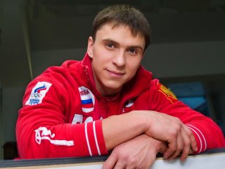 Большое интервью заслуженного мастера спорта России Алексея Селиверстова о бобслее, хоккее и коллекции кружек