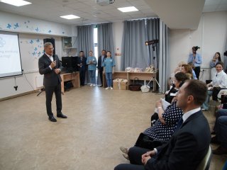 «Центр надежды»: глава Башкирии поздравил сотрудников Уфимского хосписа с первой годовщиной со дня открытия