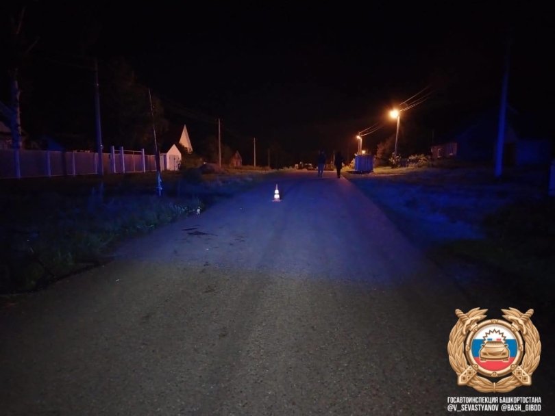 В Башкирии 16-летний водитель сбил троих пешеходов: погибла 17-летняя девушка В Башкирии 16-летний водитель сбил троих пешеходов: погибла 17-летняя девушка