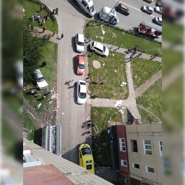 В Стерлитамаке в многоквартирном доме взорвался газ В Стерлитамаке в многоквартирном доме взорвался газ