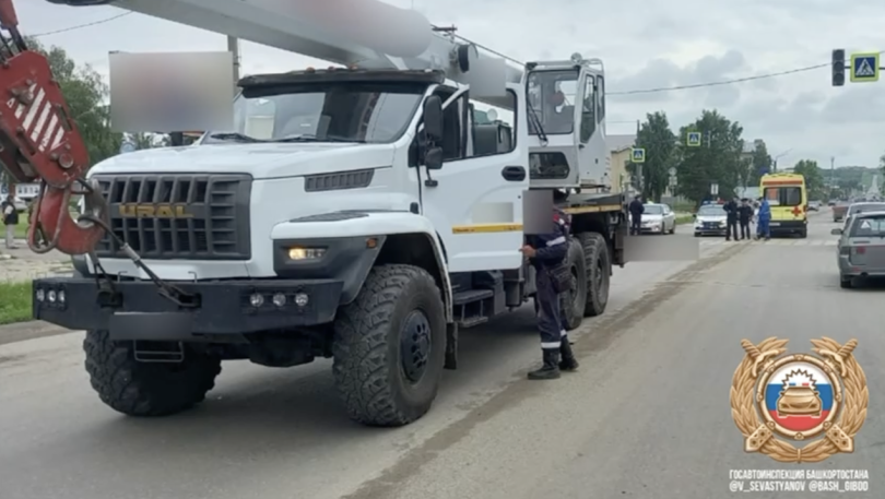 В Башкирии водитель автокрана сбил насмерть 75-летнюю женщину В Башкирии водитель автокрана сбил насмерть 75-летнюю женщину