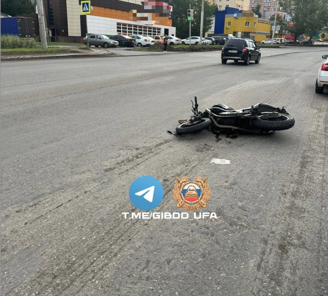 В Уфе по вине мотоциклиста без прав пострадала 19-летняя девушка В Уфе по вине мотоциклиста без прав пострадала 19-летняя девушка