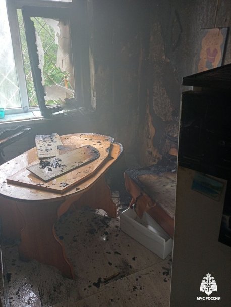 Пять человек спасли при пожаре в уфимской многоэтажке Пять человек спасли при пожаре в уфимской многоэтажке