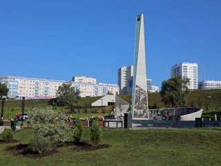 Ратмир Мавлиев рассказал об озеленении территории стелы «Уфа – город трудовой доблести»