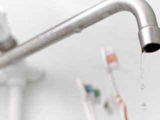 В Уфе из-за утечки без воды остались дома на улице Степана Кувыкина