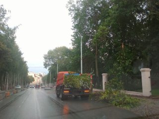 В Уфе устраняют последствия мощного ливня