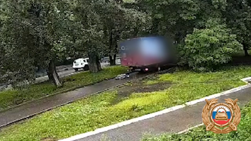 В Уфе 29-летний водитель грузовика насмерть сбил пожилую женщину В Уфе 29-летний водитель грузовика насмерть сбил пожилую женщину